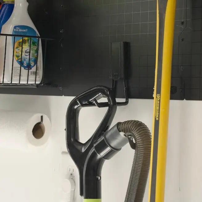 🔥49% Off🔥Heavy-Duty Magnetic Hook | For Garage, Workshop, Van & Shed Organization