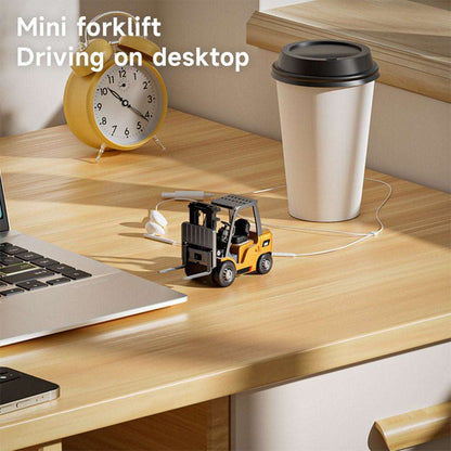 Desktop Fun 🎁 Mini Remote Control Forklift Truck Toy